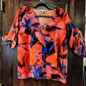 Chaus vibrant print long, tie up sleeve hi low blouse